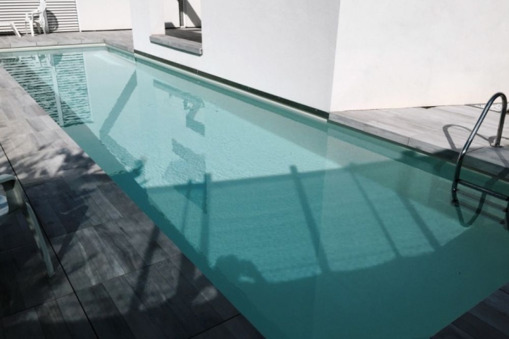 skimmer swimming pool built in Bologna on behalf of a private client