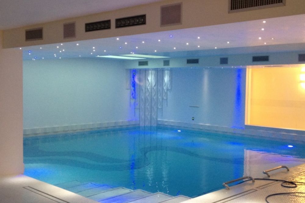 indoor skimmer swimming pool for a private client in Pesaro